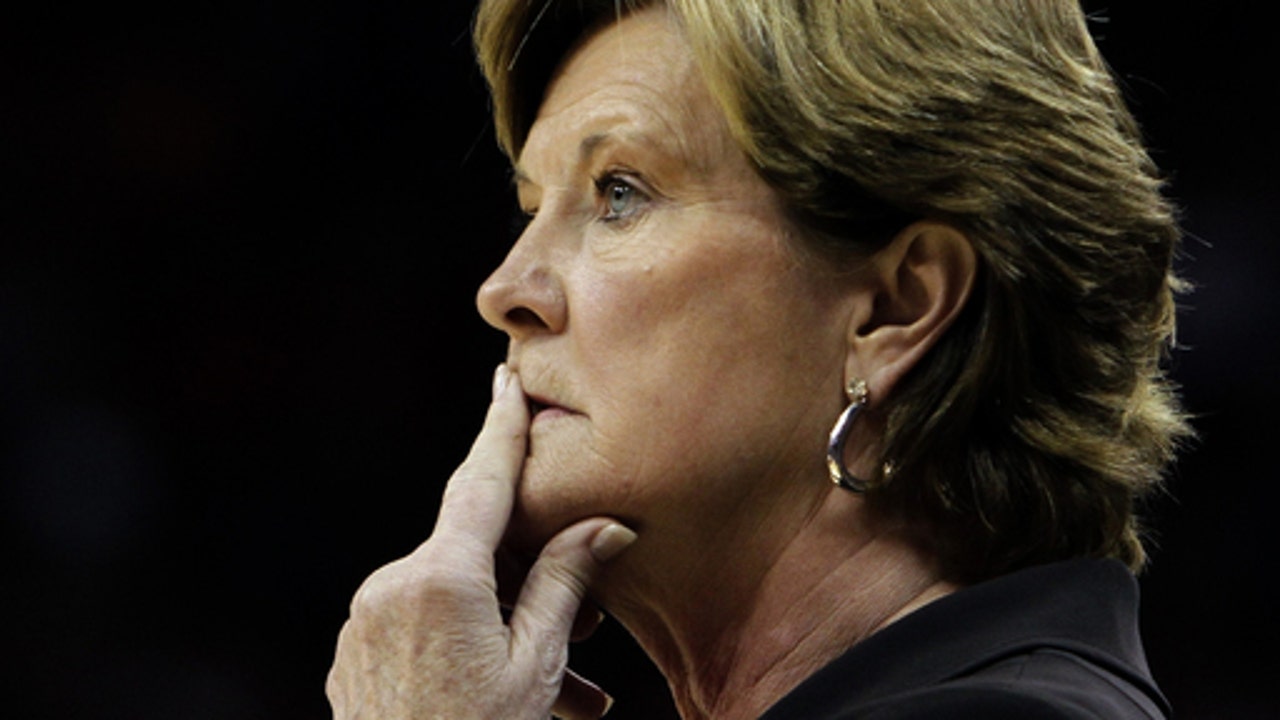 Lady Vols not alone this season in honoring Pat Summitt